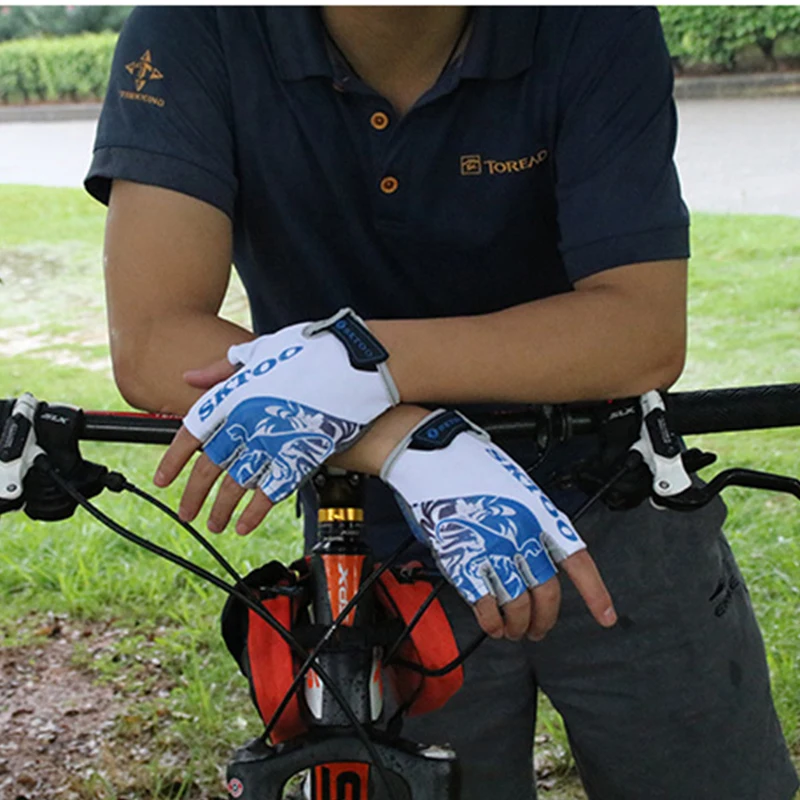 

2019 Gym gloves men women Breathable half finger fitness bicycle gloves antislip weight lifting sport training fingerless mitten