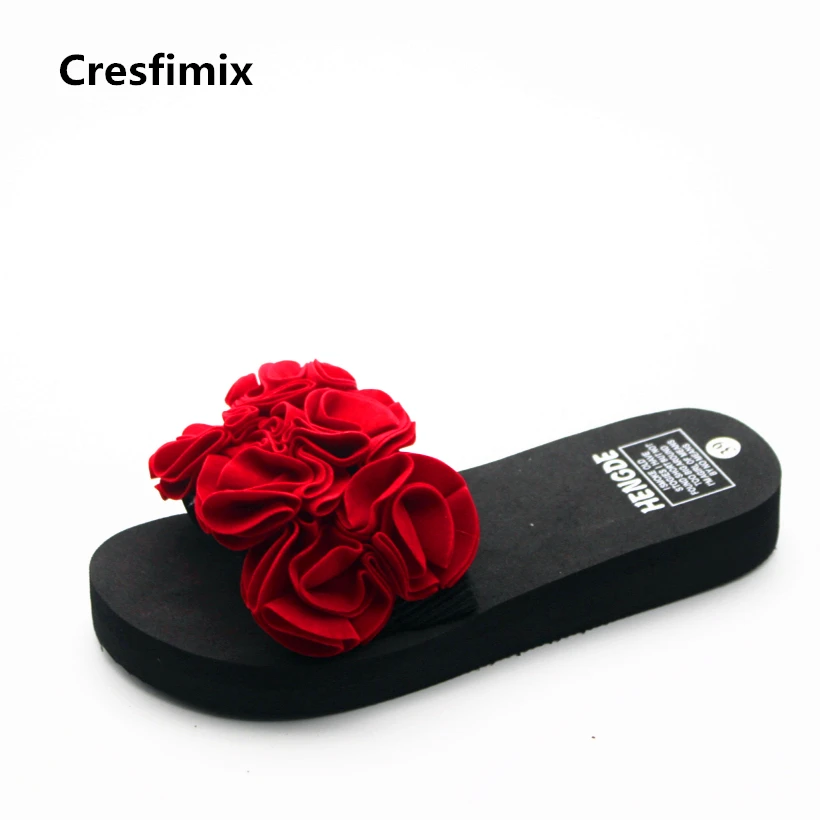Женские шлепанцы с цветочным принтом Cresfimix милые красные без застежки на весну и