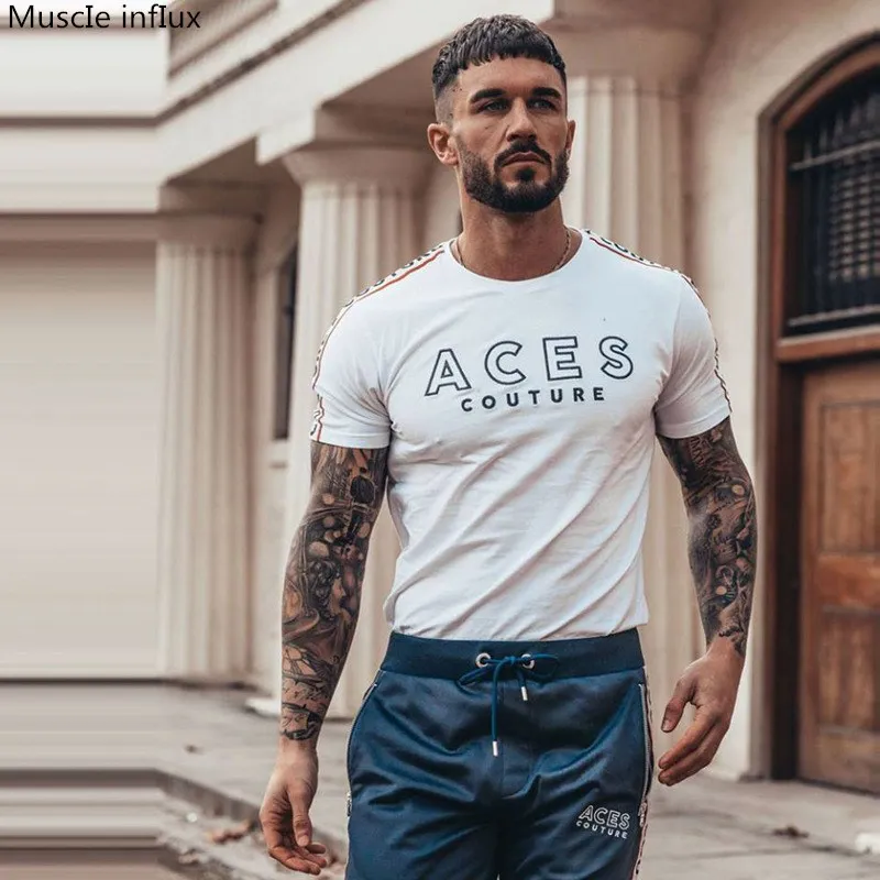 

2019 Clothing gym O neck Short sleeve Men's T Shirt Men Fashion European Running Tshirts Casual For Male sports T-shirt tops