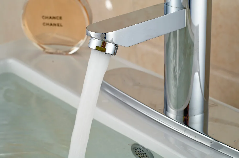 2016 новый хром латунь горячей и холодной воды бассейна раковина кран одной ручкой