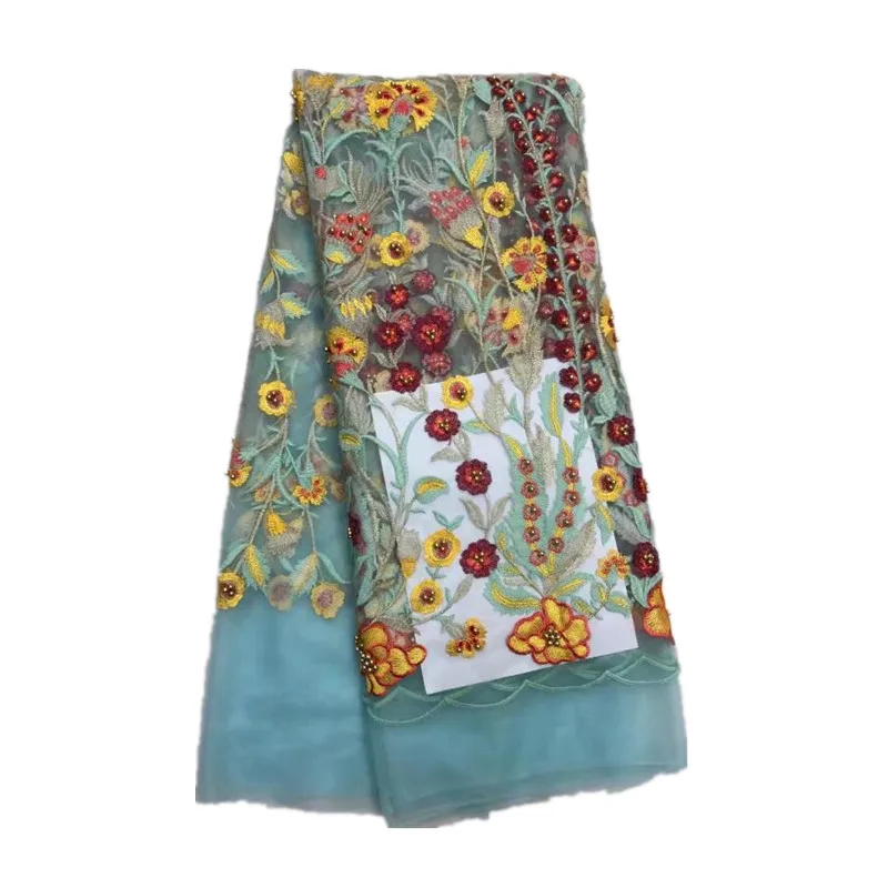 2017 новейший дизайн вышитая бисером кружевная ткань с красивой цветочной