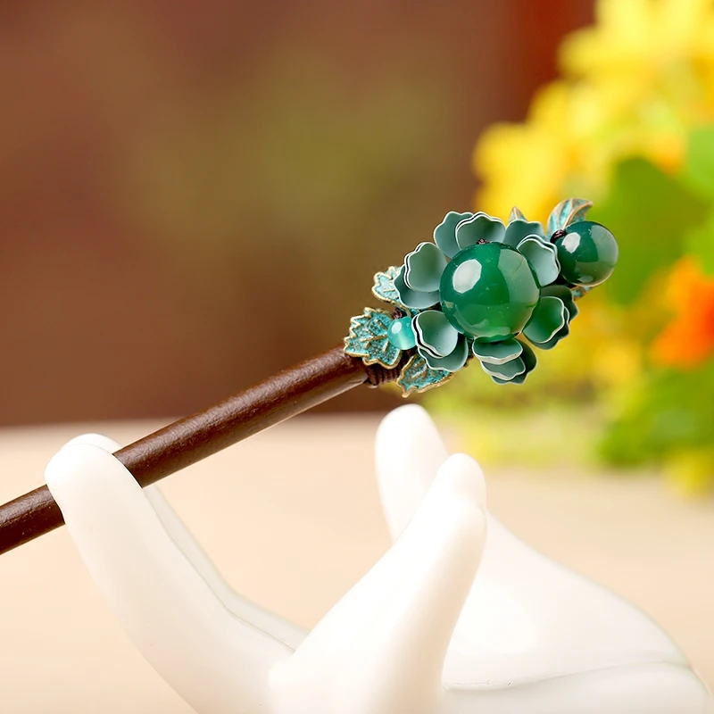 Деревянная заколка ручной работы в китайском стиле старинный зеленый камень