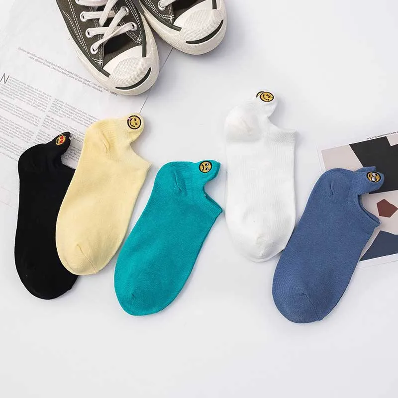 Короткие носки для отдыха с маленькими ушами и забавным смайликом Удобные