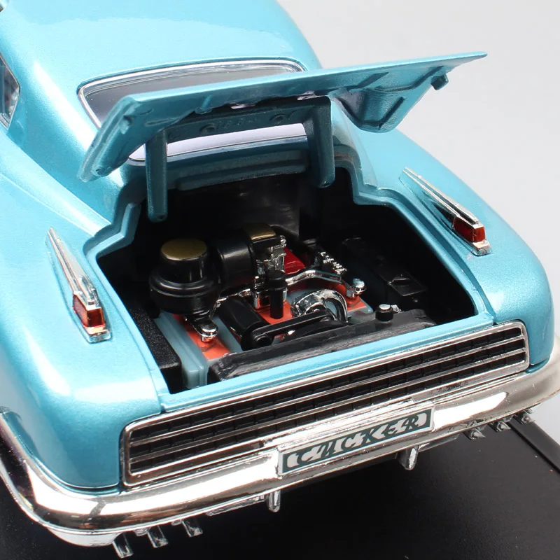 Детский дорожный знак Ретро Большой 1948 Tucker Торпедо 48 Diecasts& Toys транспортные средства 1:18 Масштаб роскошные модели автомобилей хобби miniaturas