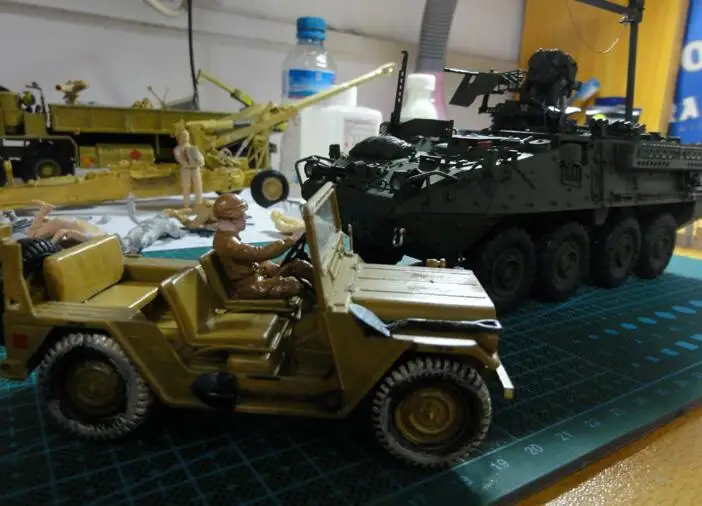 KingTair масштаб 1/72 разборный танк игрушечные наборы Соединенные Штаты M1131 Stryker