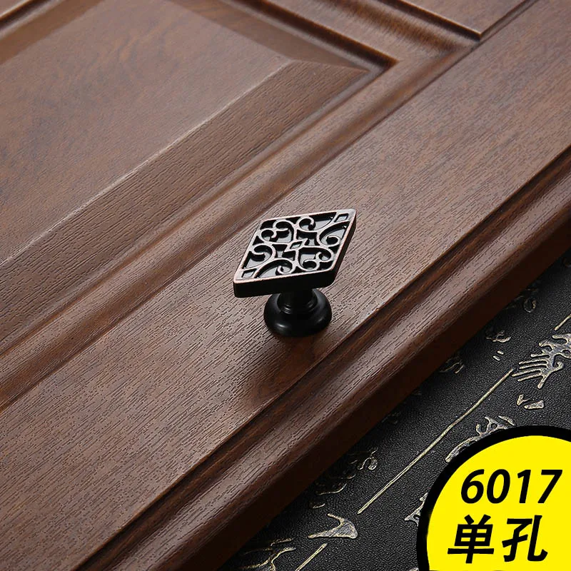 Chinese Classical Cabinet Medicine Cabinet Door Handle Antique Copper Cabinet Drawer Wardrobe Wine Cabinet Pulls - Цвет: 6017-Black Red