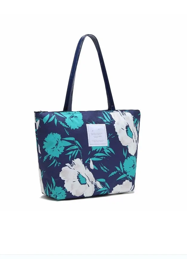 

Beauty women 2018 Cartoon Bear Printed Beach Bag Bolsa Feminina Canvas Tote Shopping Handbags sac a main femme de marque