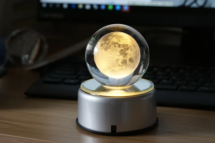 Светодиодный светильник с хрустальным шаром, вращающаяся 3D Лунная Ночная лампа, RGB USB перезаряжаемая музыкальная настольная лампа для рождества, дня рождения, Нового года, подарок