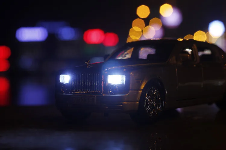 1:24 литая под давлением модель автомобиля из сплава Rolls Royce Phantom Металлический Игрушечный Автомобиль колеса симулятор звуковой светильник вытяжной автомобиль коллекция детский подарок