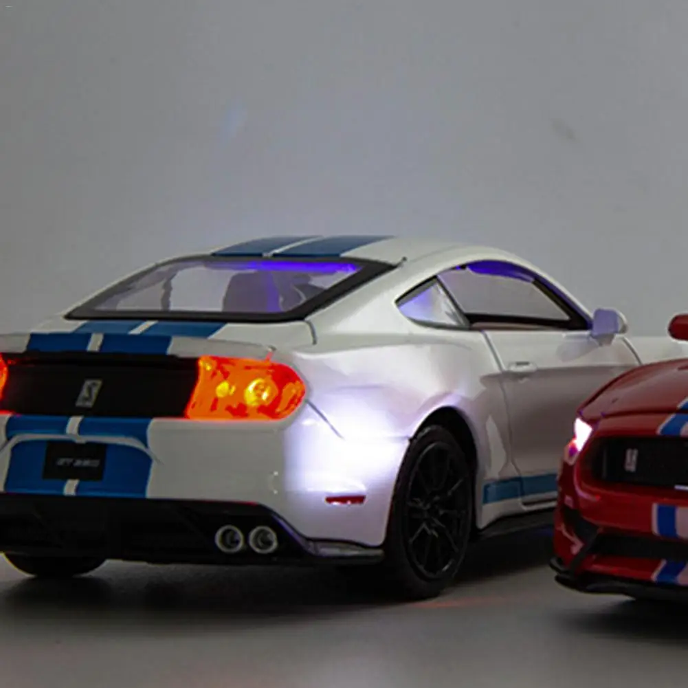 Mustang GT500 модель автомобиля из 1:32 сплава звук и светильник обратно к мощности модели автомобилей Детские игрушки Подарки Игрушки для детей