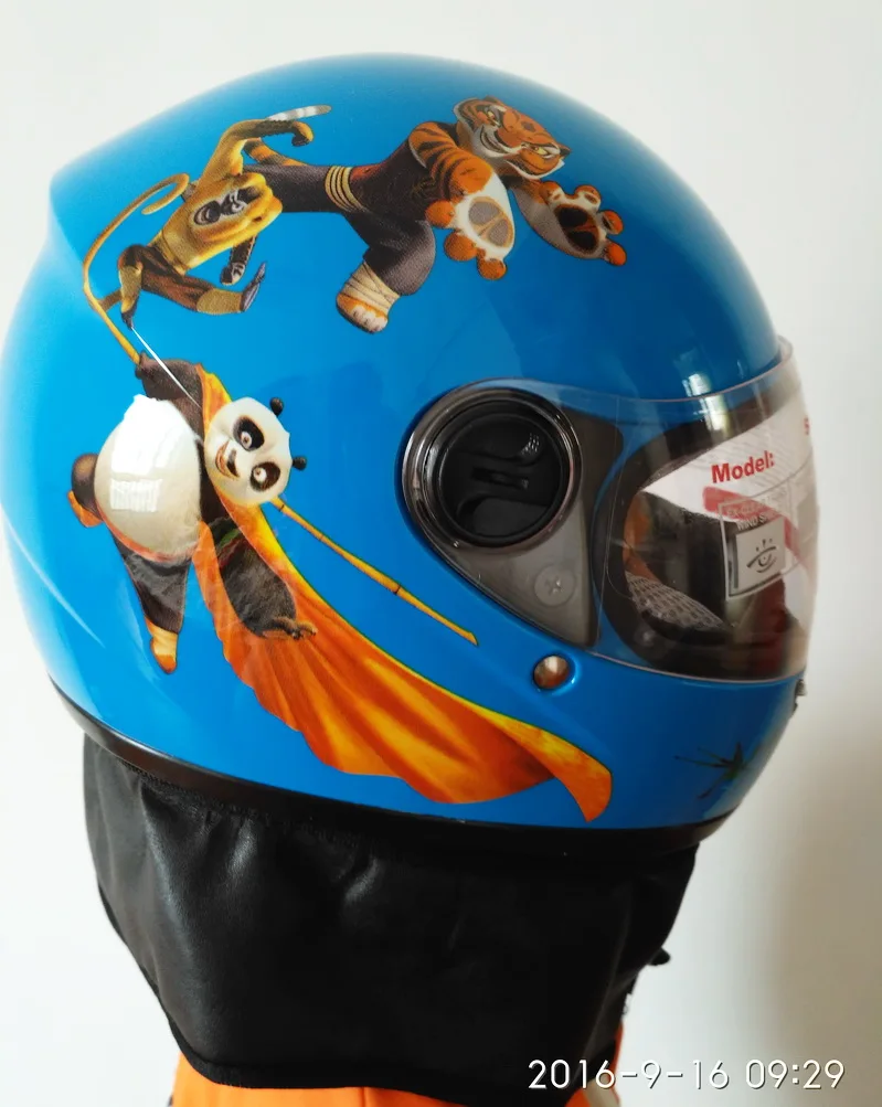 Шлем мотоциклетный детский голубой на все лицо защитный головной убор |