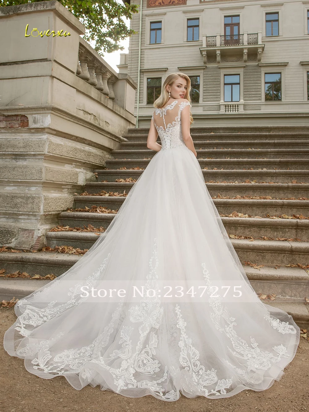 

Loverxu Illusion Detachable Train Lace Vintage Wedding Dresses 2019 Luxury Appliques Beaded Sashes A Line Bridal Gown Plus Size