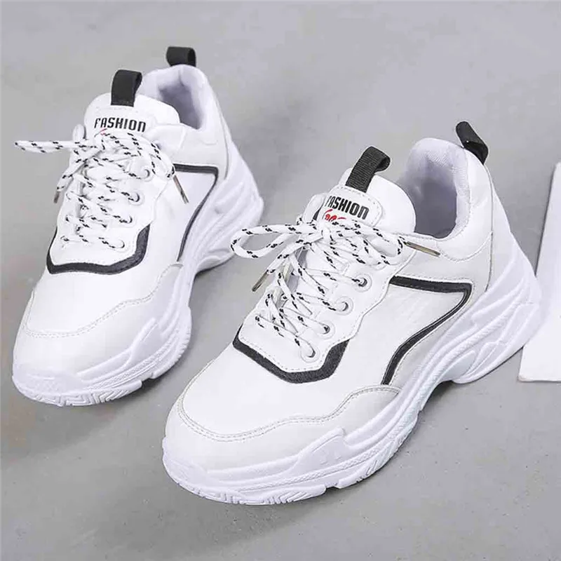 Новинка модная женская обувь повседневная белого цвета спортивная на шнуровке