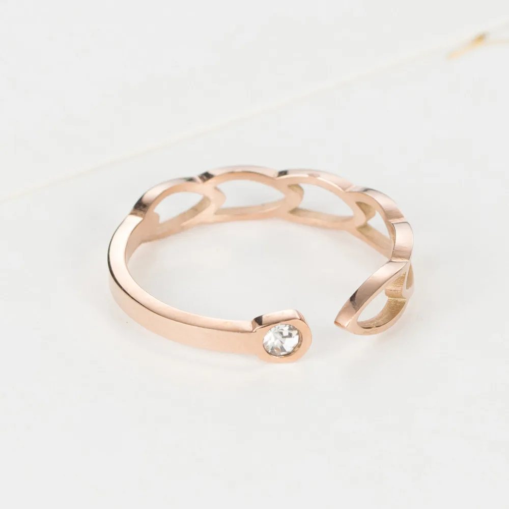 2018 модное маленькое розовое Золотое титановое кольцо для женщин с кубическим