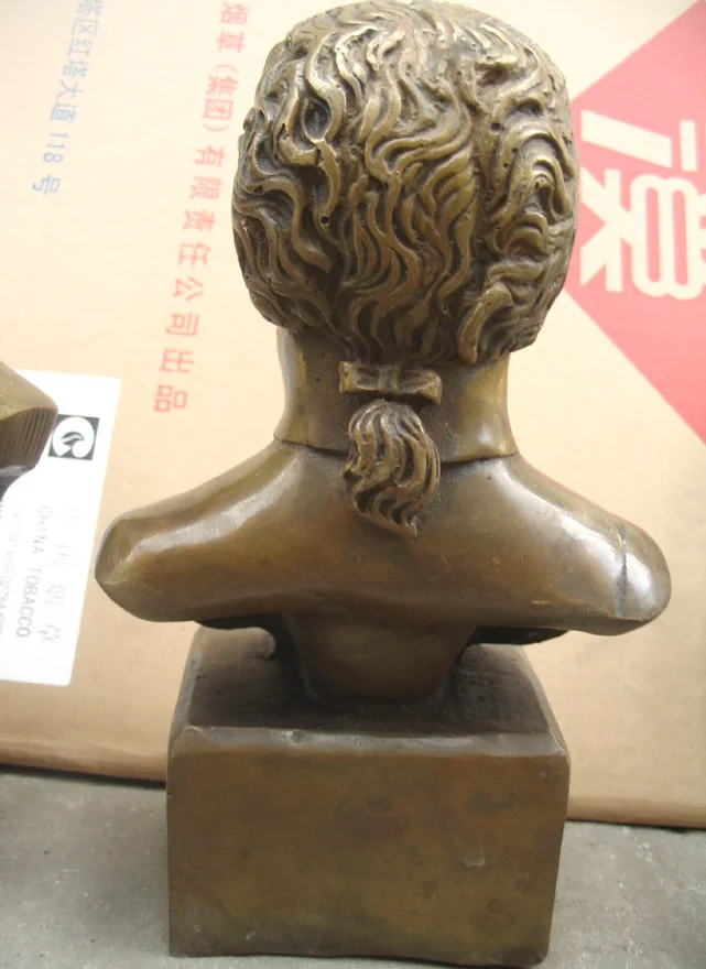 Famous music artists composer Mozart bronze statue discount 30% | Дом и сад