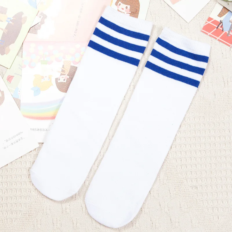 white blue 1 пара, хлопковые детские гольфы для девочек и мальчиков, футбольные полосатые спортивные школьные белые носки детские длинные теплые носки без пятки - Цвет: white blue
