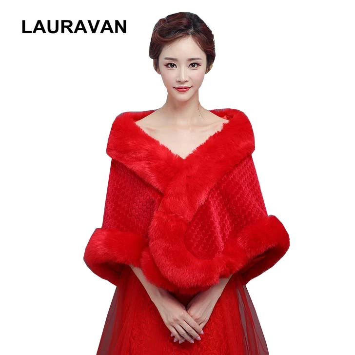 Пальто для свадьбы с искусственным мехом красного цвета и слоновой кости зимнее