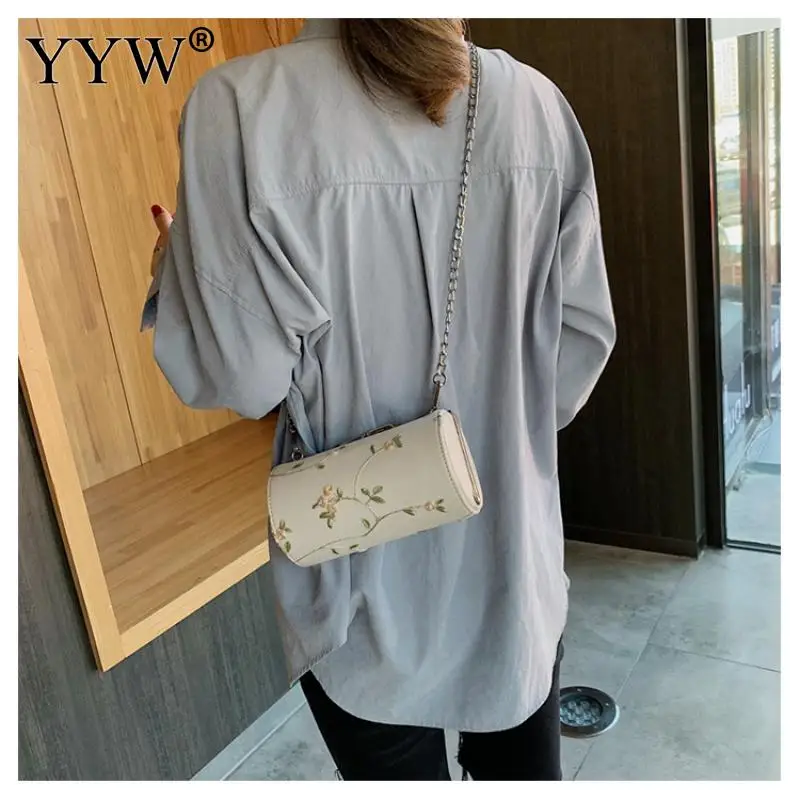 Женская Соломенная Сумка с вышивкой маленькая белая вместительная сумка клатч