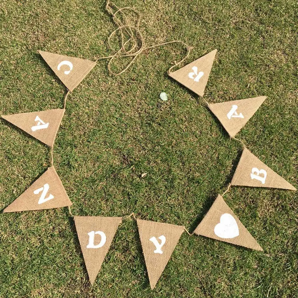 Льняные флажки с сердечками для рождественских праздников украшенные бантиками