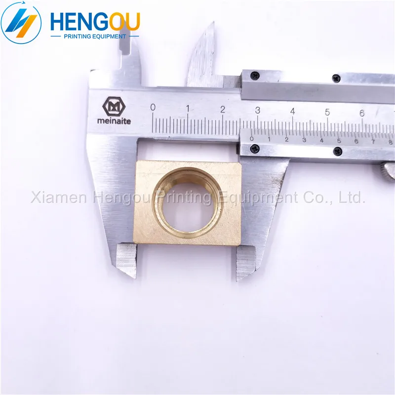 1 комплект бесплатная доставка гайка и Стопорная Heidelberg SM52 PM52 G2.072.050 G2.072.051 запчасти