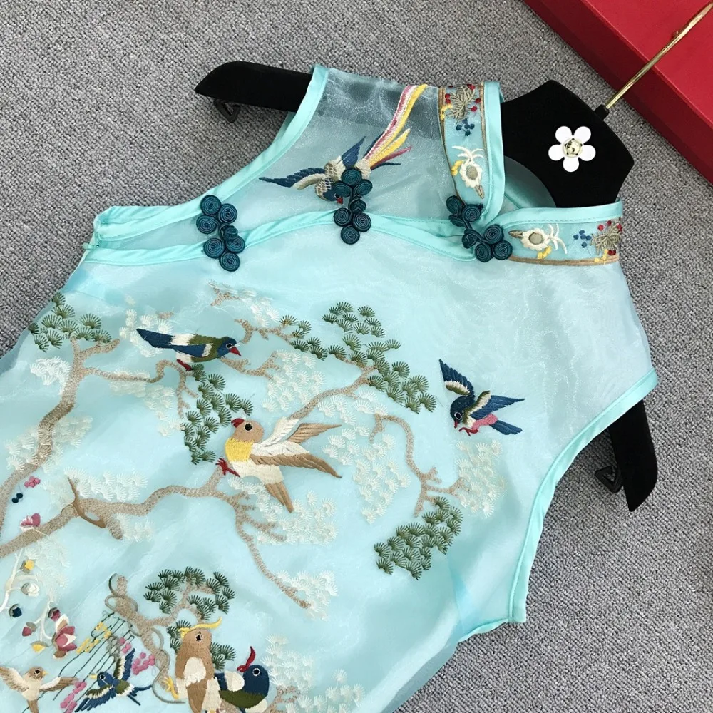 Китайский стиль без рукавов вышивка Cheongsam Современное женское платье