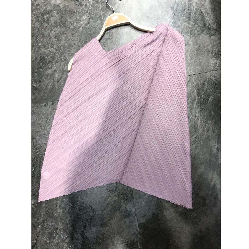 Pink purple Changpleat летние женские футболки топы Miyak плиссированные модные необычные футболки с v-образным вырезом без рукавов тонкая женская футболка Tide - Цвет: Pink purple