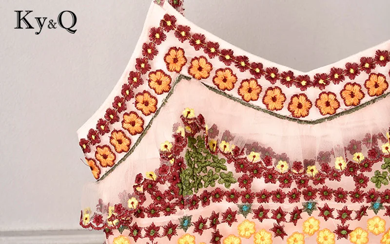 Luxury Floral Embroidery Striped Sweet Spaghetti Strap Beach Dress Women 2019 Summer Female Runway Party Dresses Tunic Clothing | Женская