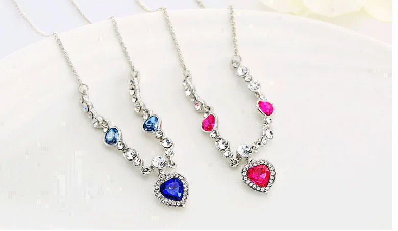 

FREE SHIPPING 1PCS Fashion Rhinestone Heart Pendant Necklace