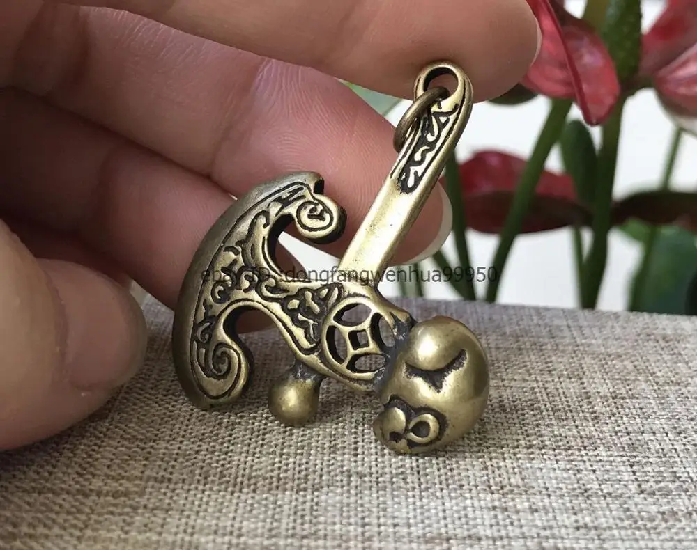 Китайский бронзовый медь богатство мышь животное топор Exorcise злой амулет кулон |