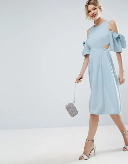 2017 женское платье трапециевидной формы с открытыми плечами и бантом светло