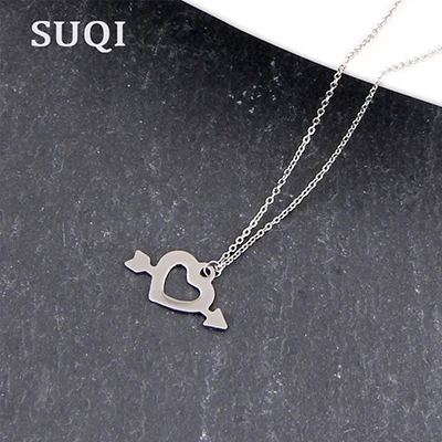 Heart and arrow SUQI нержавеющая сталь крошечное ожерелье сердца для женщин Короткая Цепочка Сердце Звезда Кулон Ожерелье Подарок богемское Колье чокер капля - Окраска металла: Heart and arrow