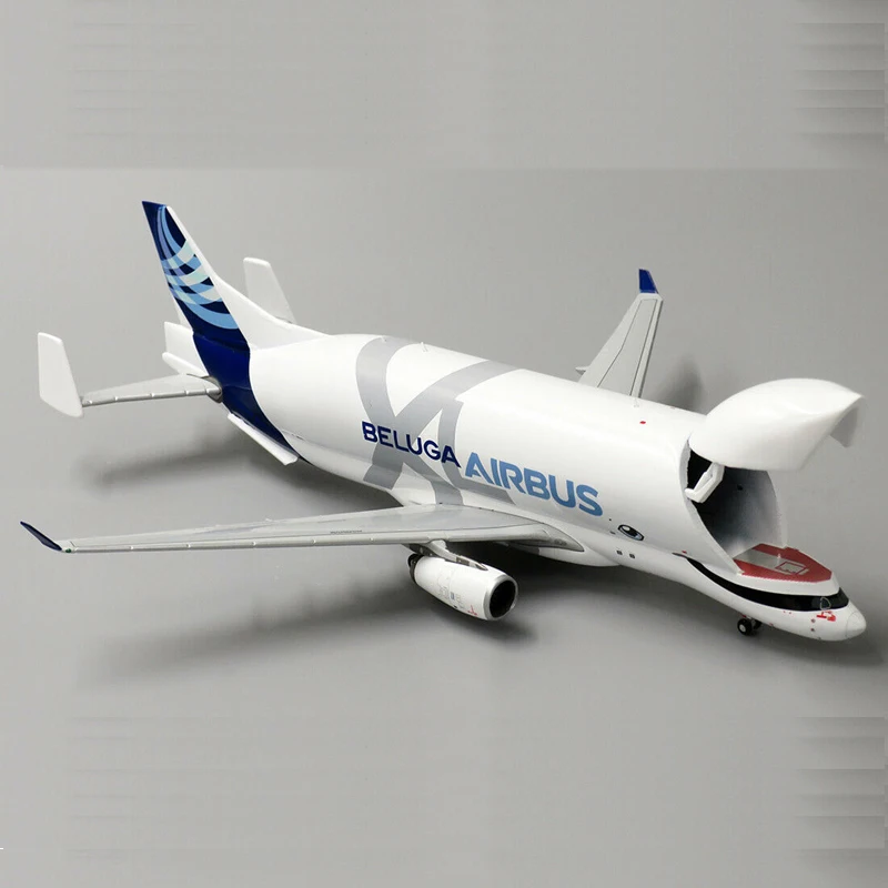 Спот специальный литой металл 1/400 Airbus Belugas A330-743l дверь может быть открыт Рабочий стол дисплей Коллекция Модель