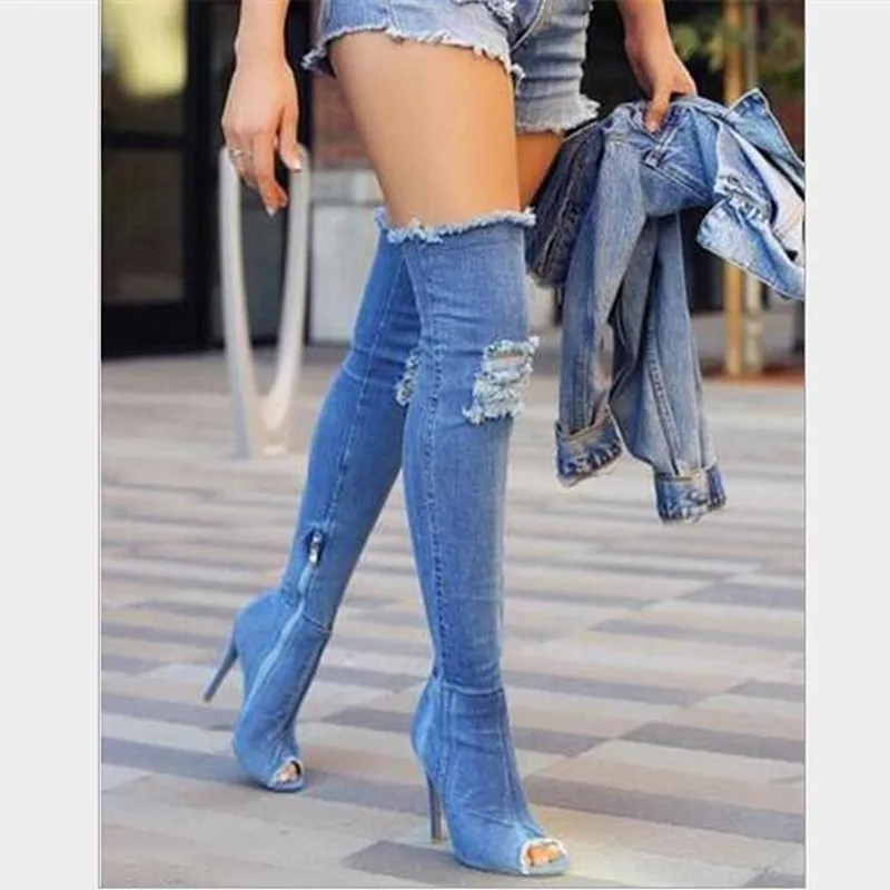 Женские джинсовые ботфорты JINJOE рваные потертые из денима на высоком каблуке с