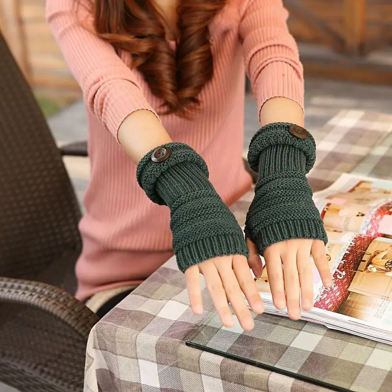 Женские и мужские перчатки ручной работы теплые зимние без пальцев вязаные