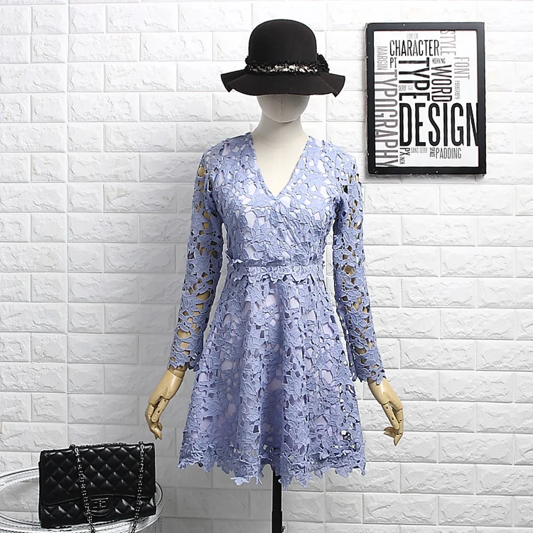 Женское кружевное мини-платье с длинным рукавом и V-образным вырезом | Женская