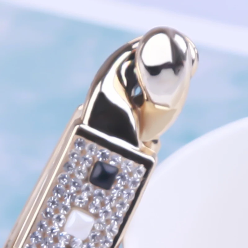 Женская заколка-пряжка для волос |