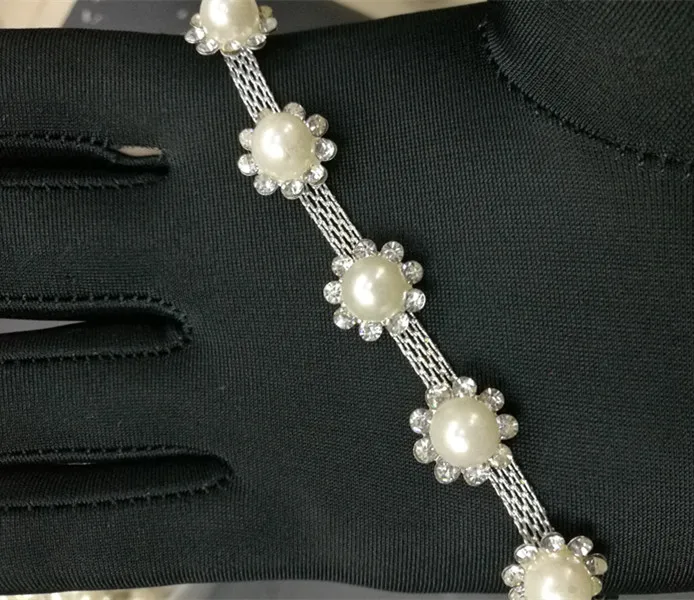 new hot 1 Yard 8mm Pearls Crystal Rhinestone Applique Strass Trims Silver Base Sewing Accessories free shipping | Дом и сад