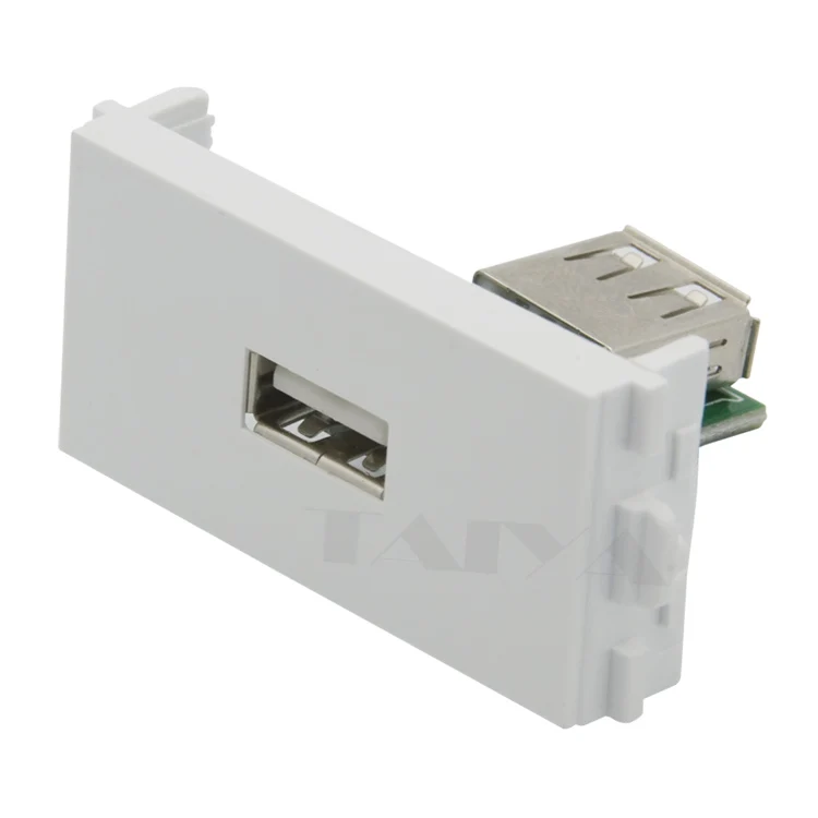 

Настенный USB-разъем «гнездо-гнездо»