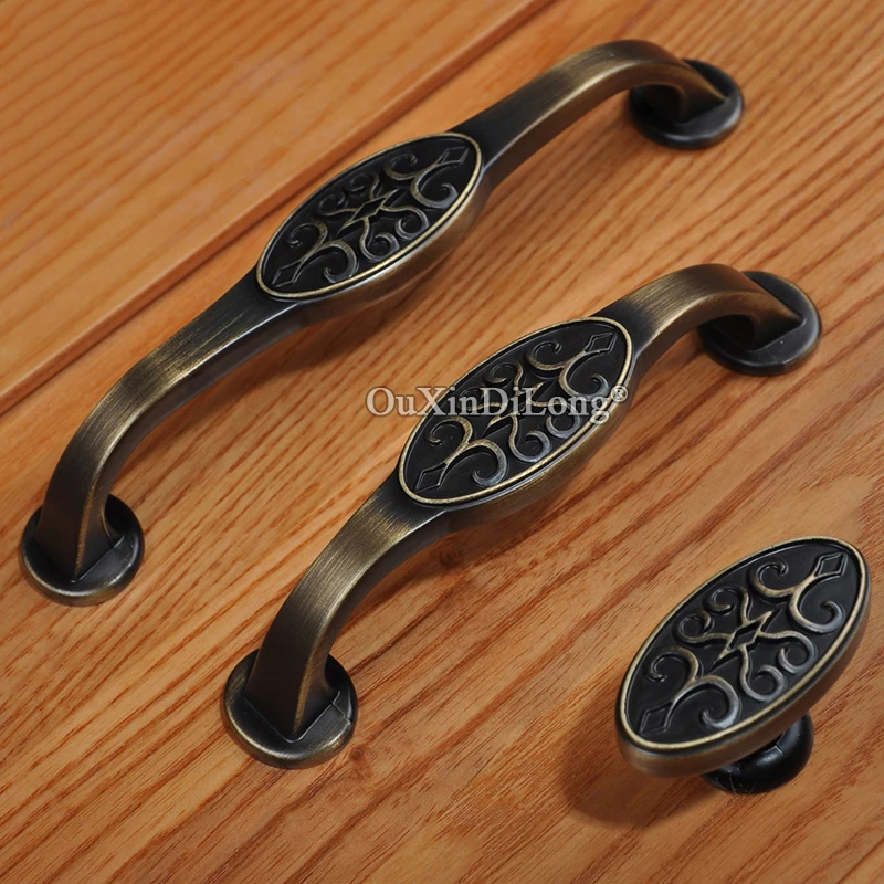 

Retro 2PCS European Antique Carved Kitchen Cabinet Door Handles Cupboard Wardrobe Dresser Drawer Cabinet Pulls Handles and Knobs