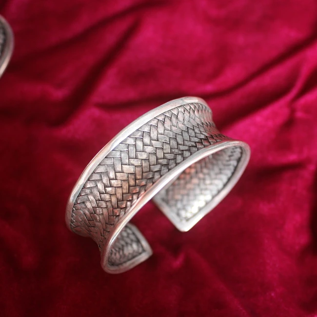 Miao Xiang Dongzhai персонализированные ювелирные изделия ручной работы Miao серебряный браслет с маленьким лицом плетеный браслет