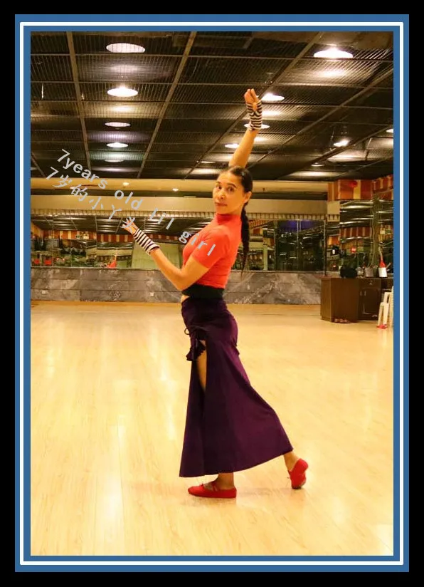 Женский костюм для танцев Bellydance бархатная юбка с открытым разрезом SRA18 |