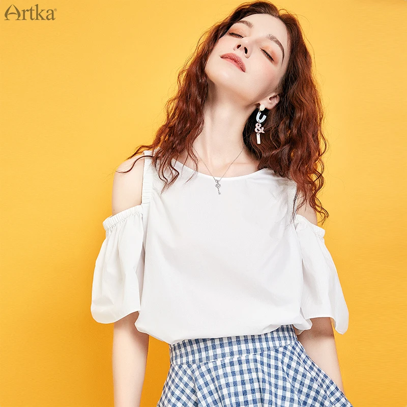 Женская блузка с открытыми плечами ARTKA белая коротким Расклешенным рукавом и
