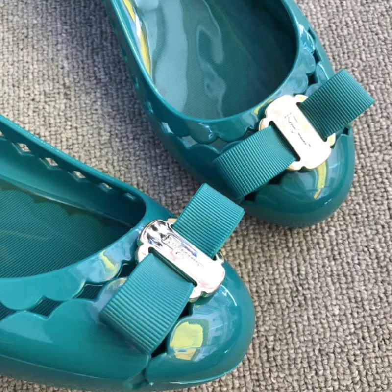 Women Dress Shoes Peach Peacock Flats Metal Drop Shipping Hollow Out Slip On Jelly Round Toe Bow Breathable Cute Patent Leather