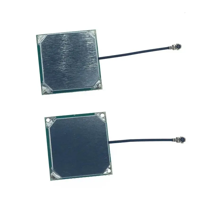 Внутренняя керамическая навигационная антенна CIROCOMM T0001 GPS/BD 30dbi active 1568 МГц 28*28*8 5 мм