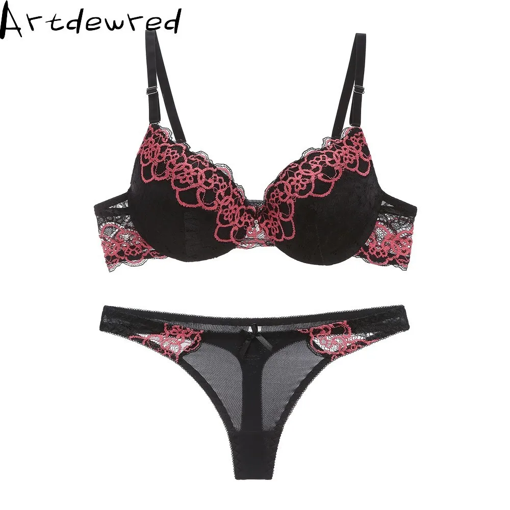 

Hot Sexy Brassiere Embroidered Underwear Set ABC Cup New Good Quality Women Bra Set Push Up Lace Bra Thong Sets