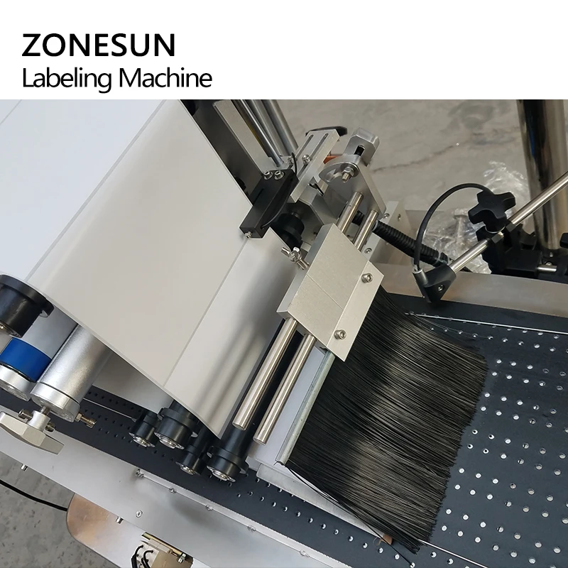 ZONESUN автоматический Электрический высокое Скорость плоской квадратной бутылки сумка клейкая лента упаковочная этикеточная машина