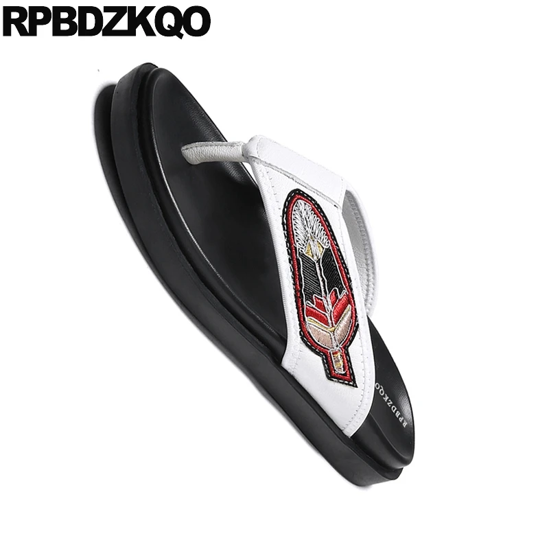 Шлепанцы мужские кожаные сандалии с вышивкой большие размеры дизайнерская