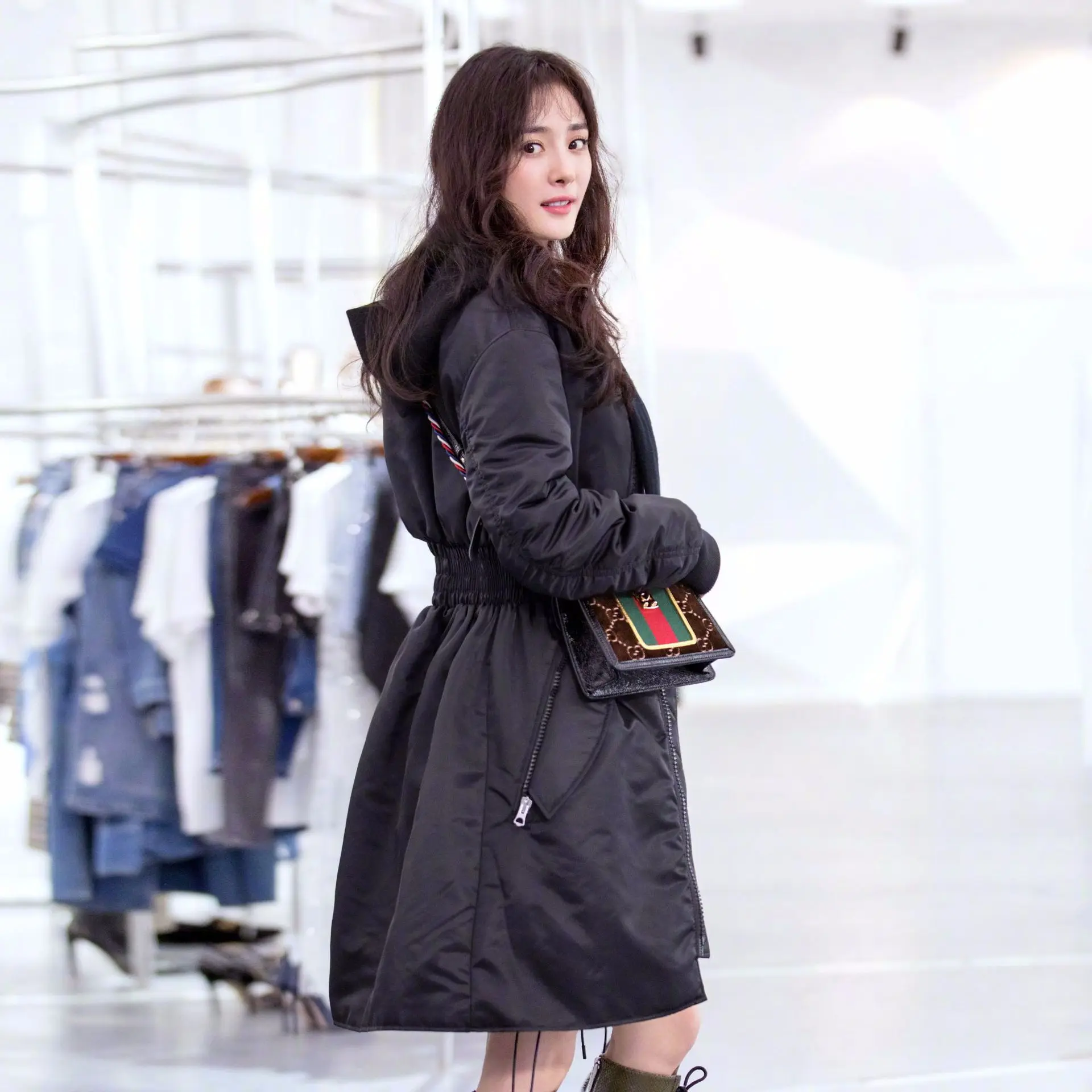 Теплые черные длинные пальто и куртки на молнии Женская леопардовая подкладка