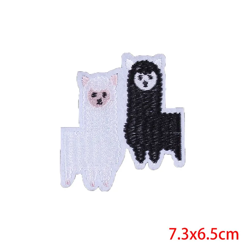 Белый Prajna DIY железные нашивки мультфильм милый из альпаки овечий вышитые нашивки ткань для футболок патч наклейки для аппликаций на одежду в полоску - Цвет: Белый