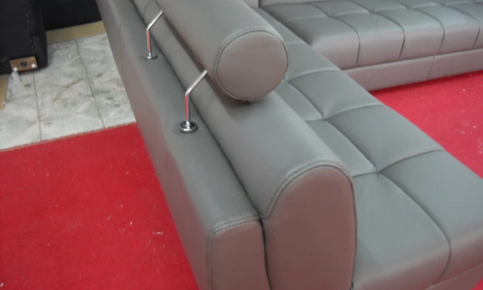 Бесплатная доставка Топ Зерно крупного рогатого скота кожаный диван с Османской